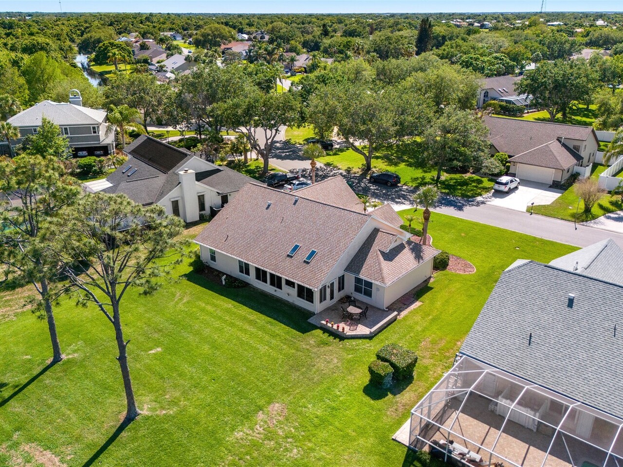 1072 Spanish Wells Drive