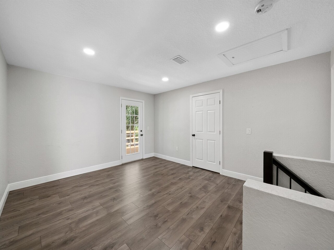1325 Friday Road