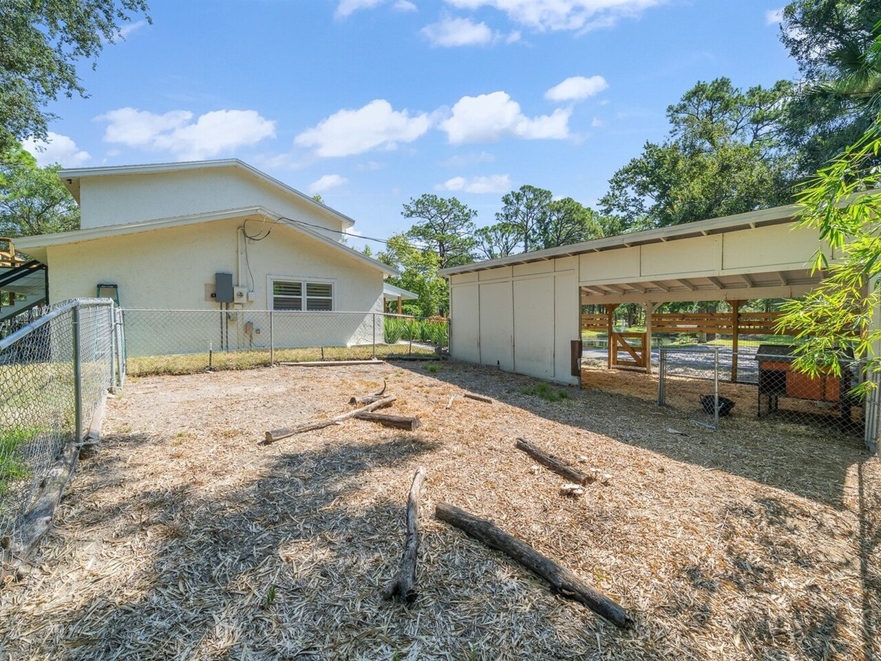 1325 Friday Road