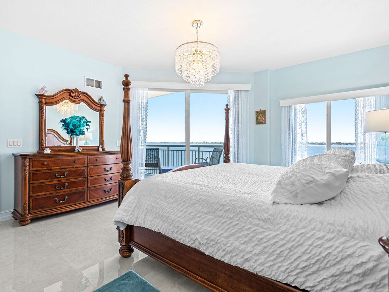 1435 S Harbor City Blvd #703