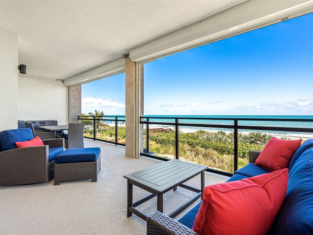 1625 N Highway A1A 202