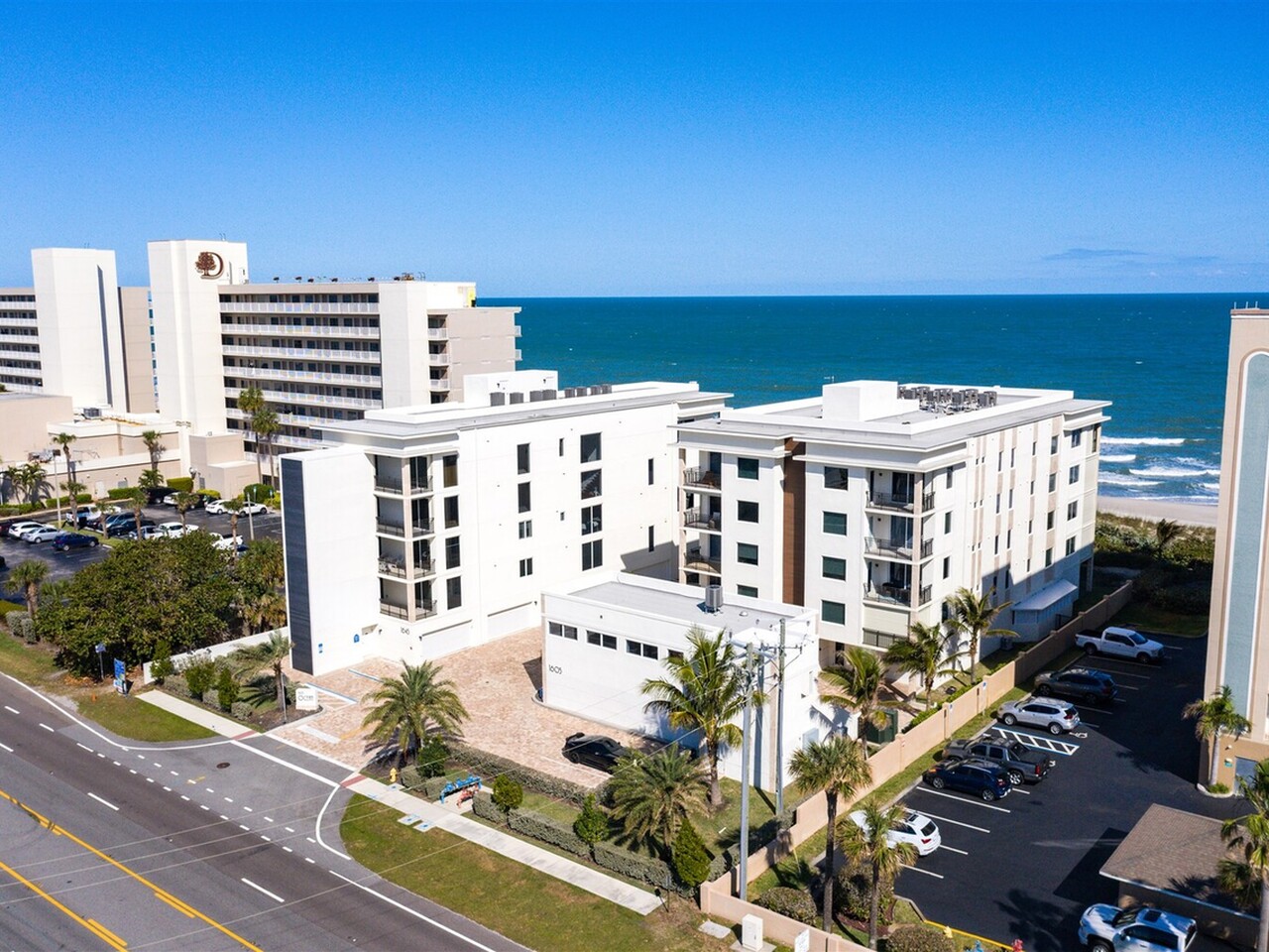 1625 N Highway A1A 202