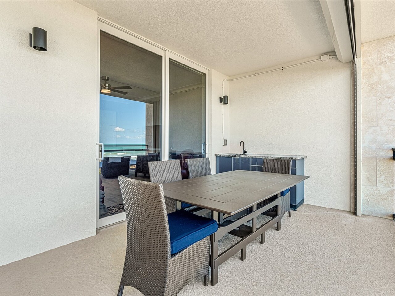 1625 N Highway A1A 202