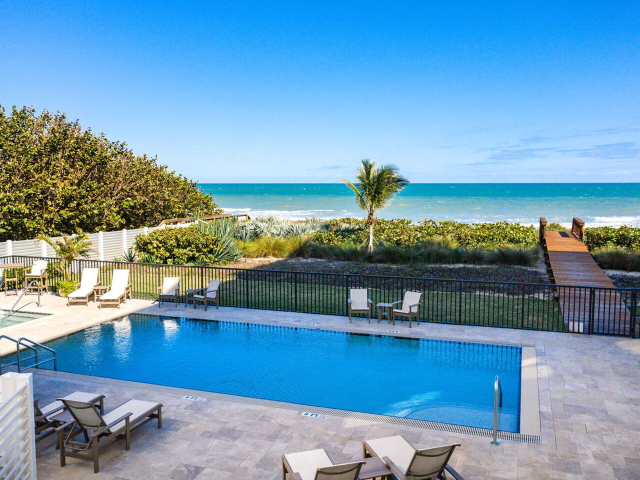 1625 N Highway A1A 401