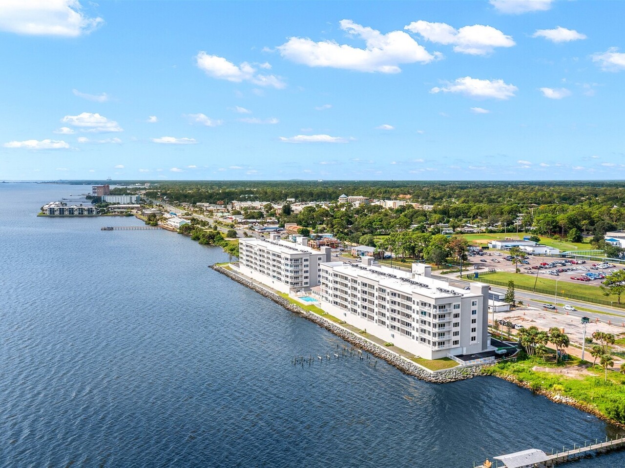 1805 Riverside Dr. 401N