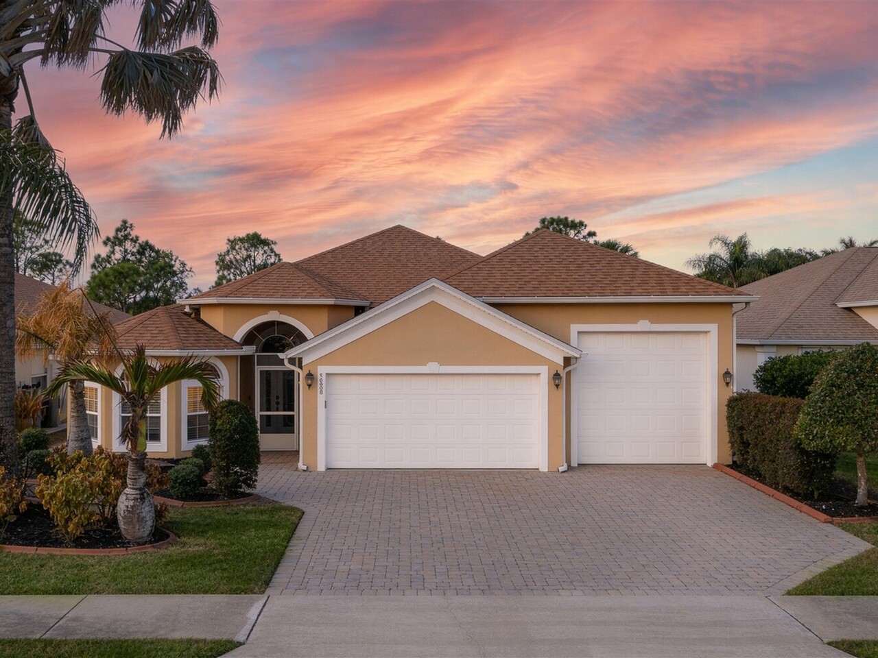 1807 Auburn Lakes Drive