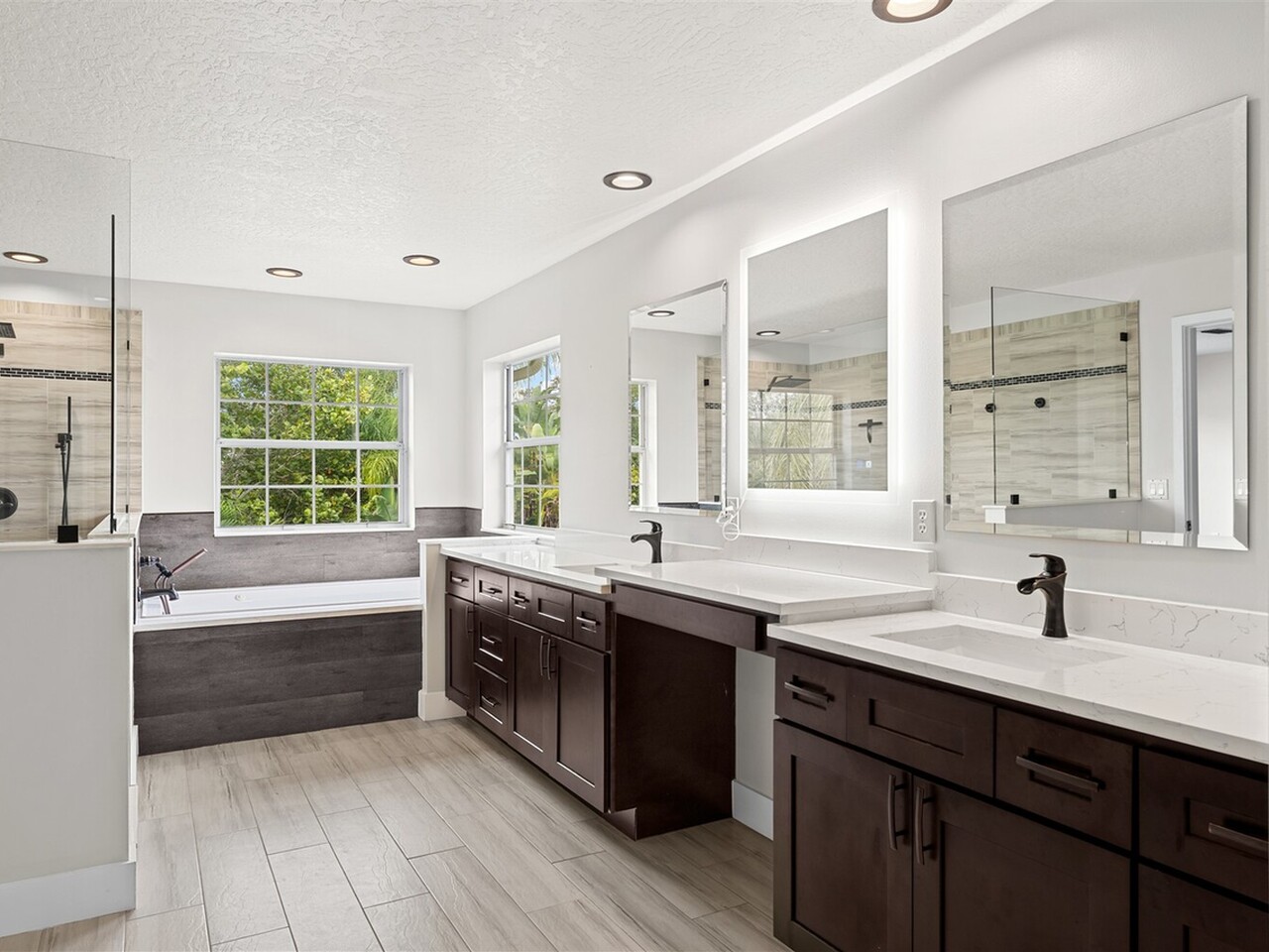 193 Peregrine Drive