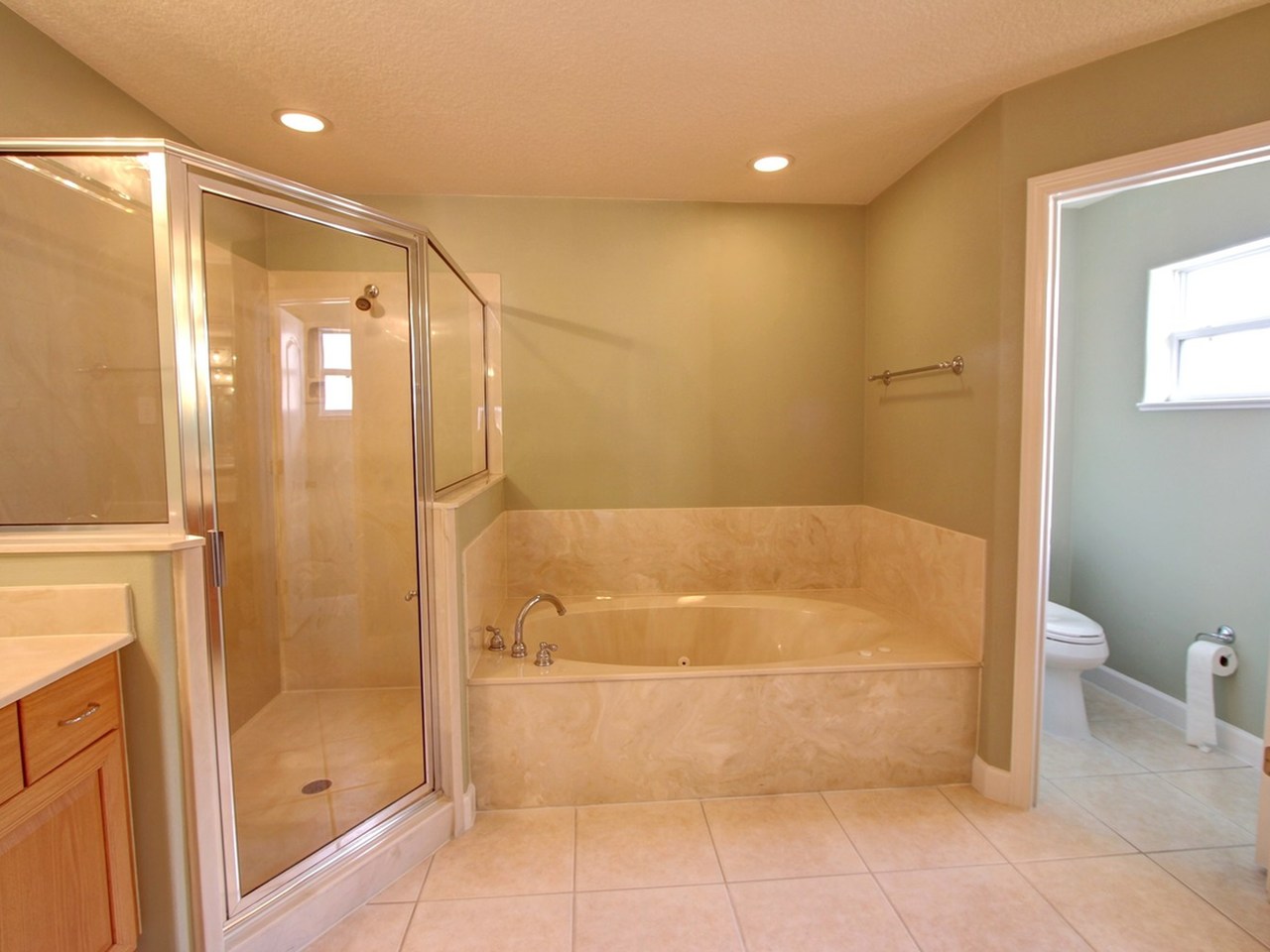2108 Auburn Lakes 