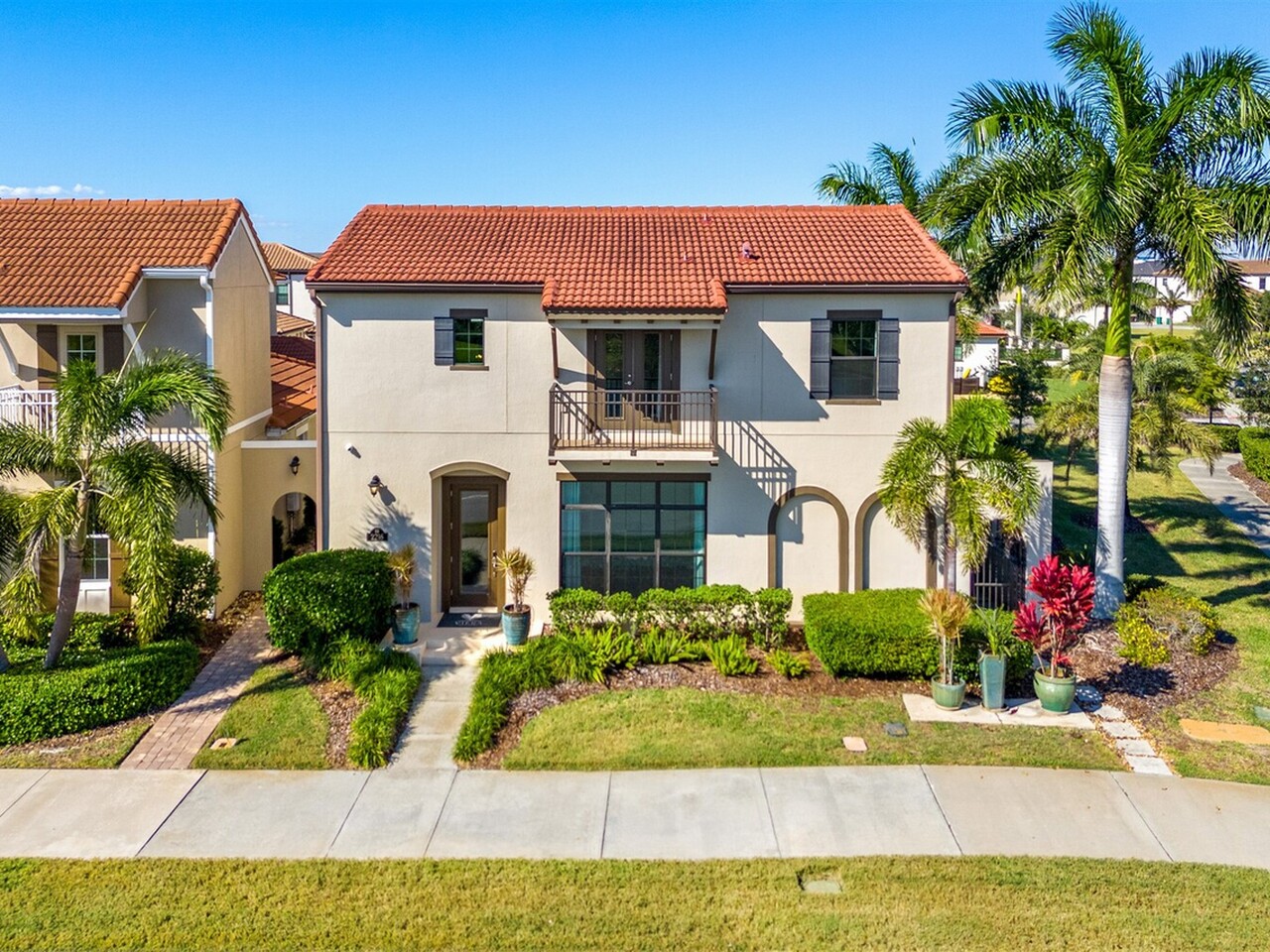 2216 Addison Drive