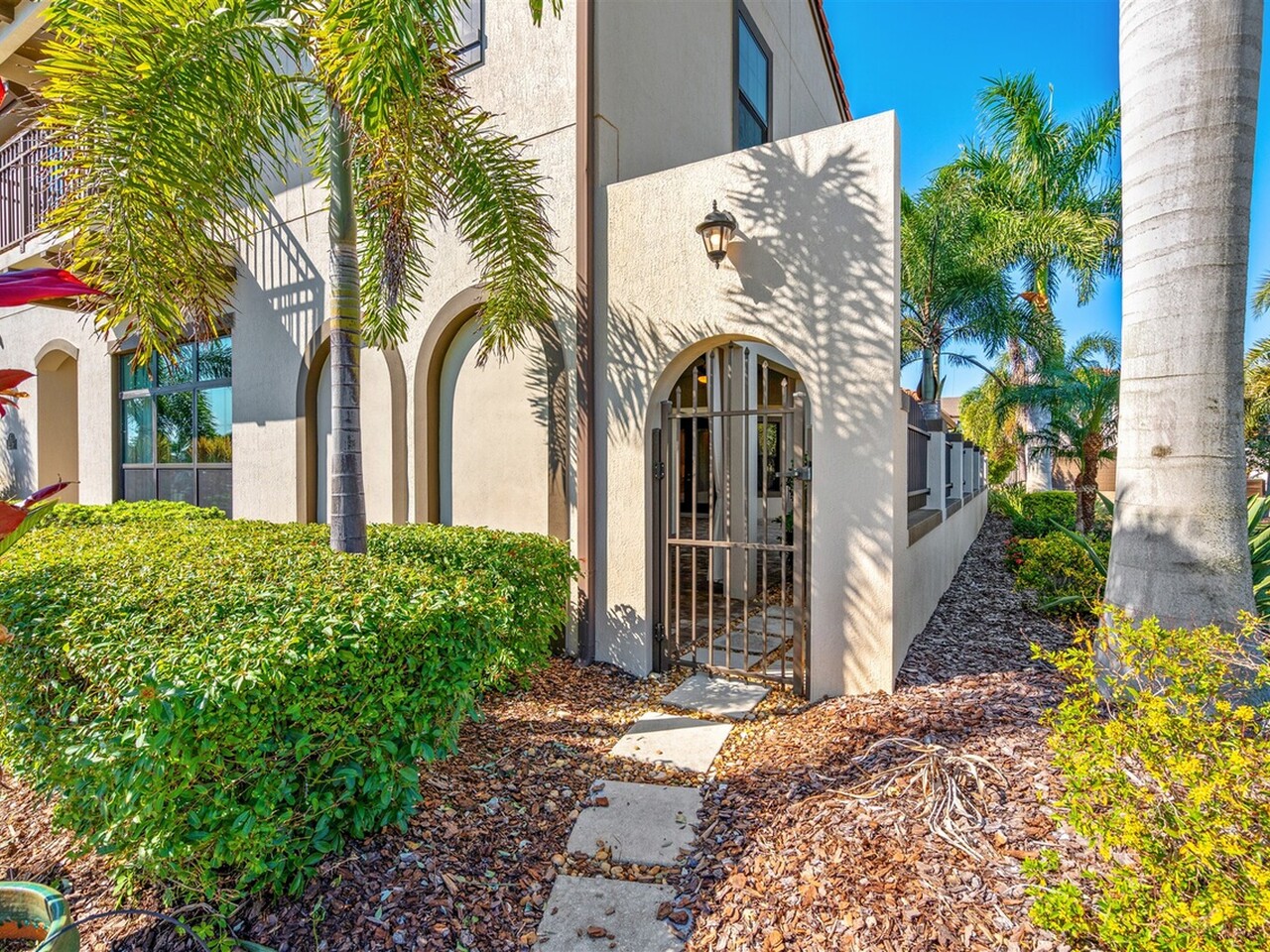 2216 Addison Drive
