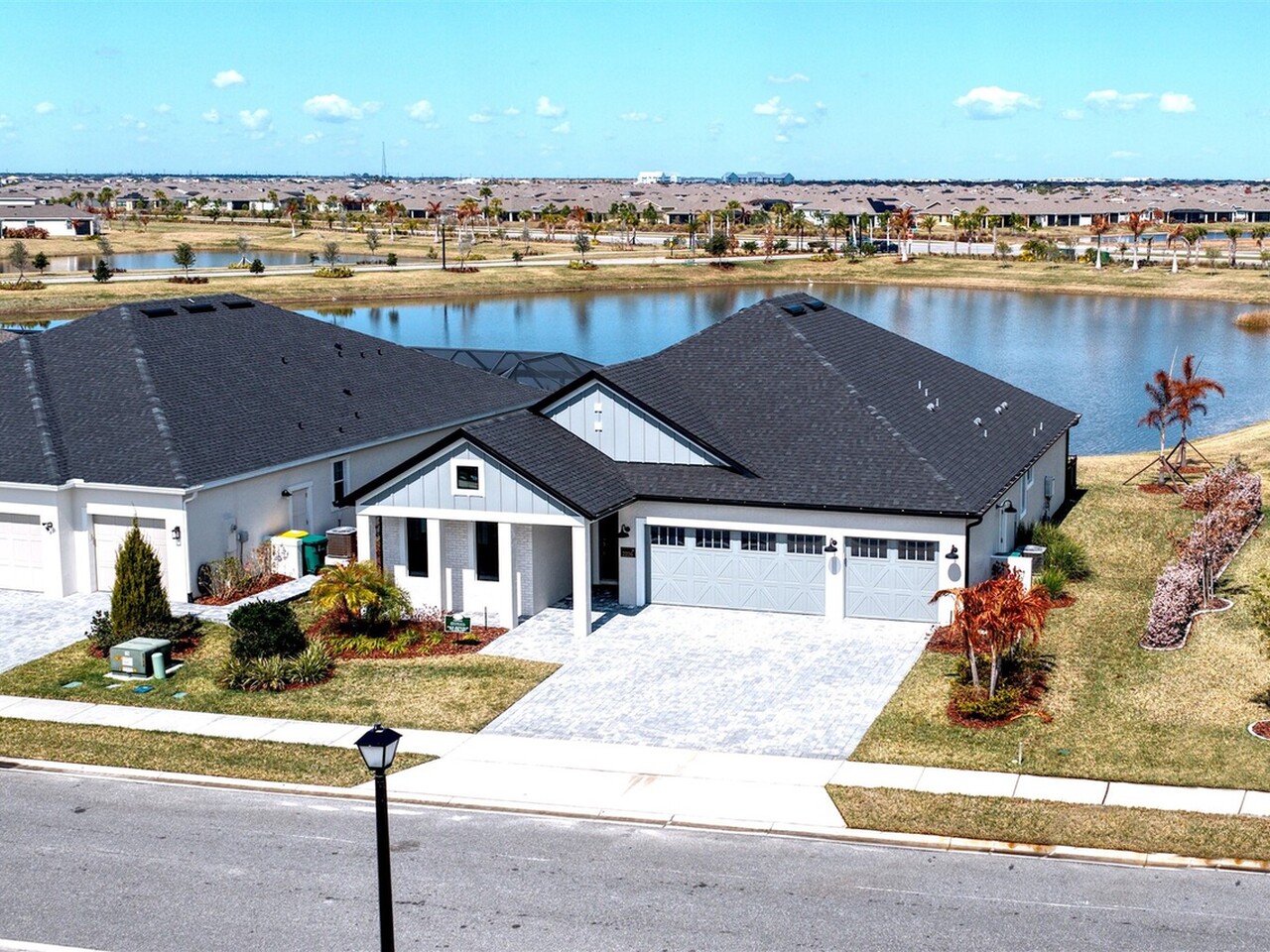 2226 Kamin Drive