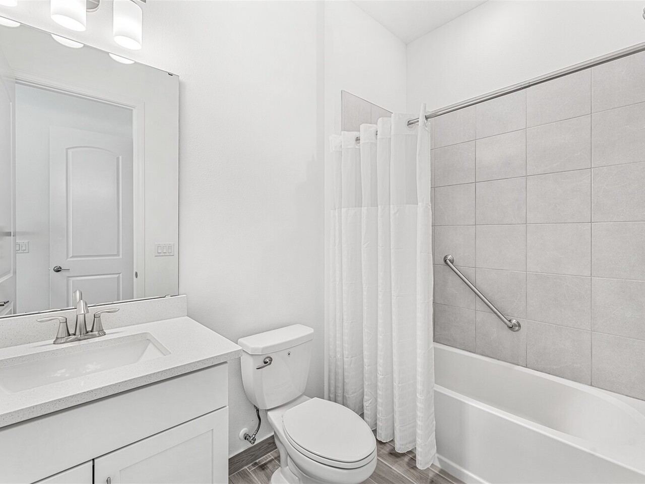 2479 Millennium Cir.