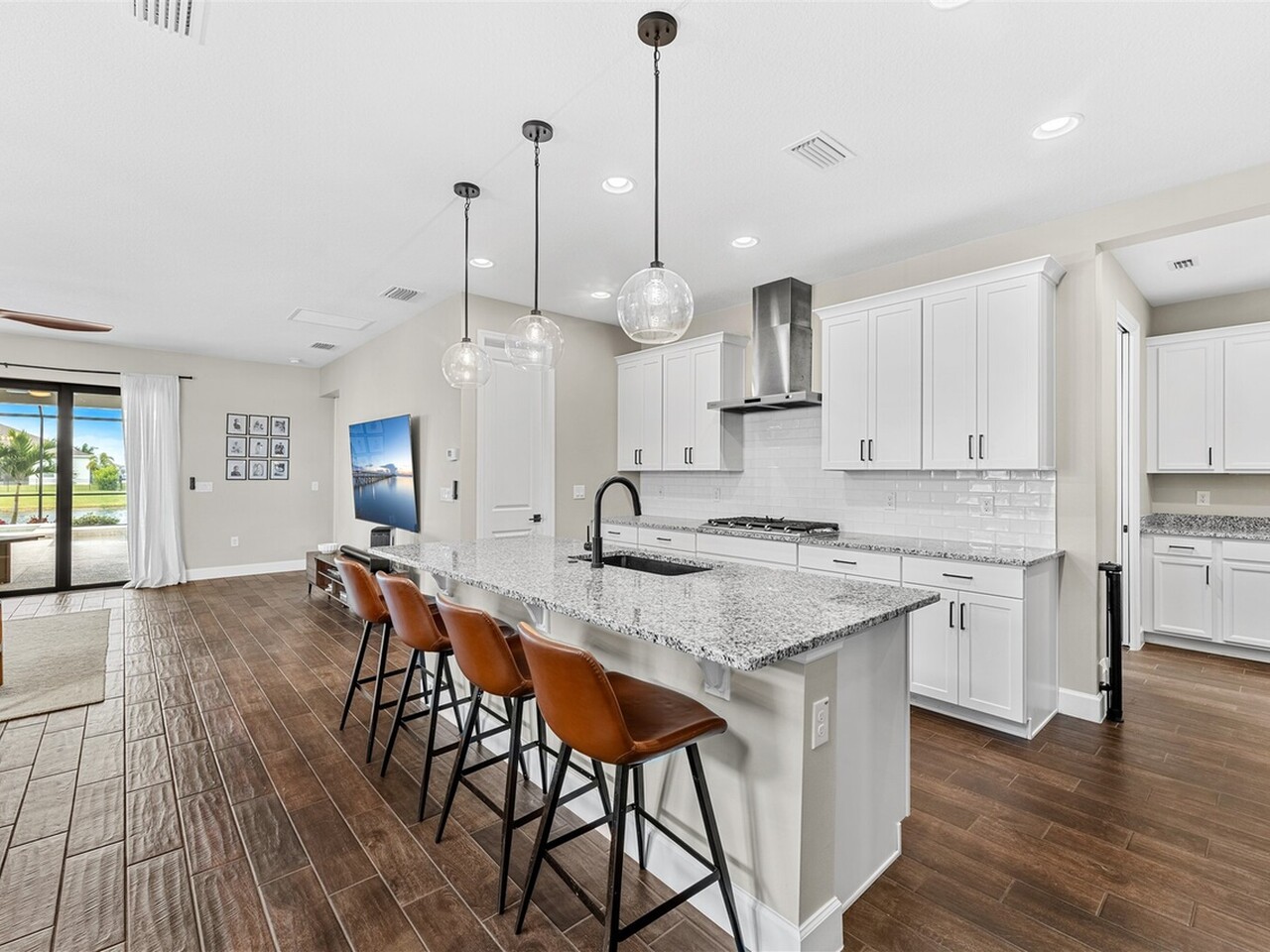 2518 Pangea Circle