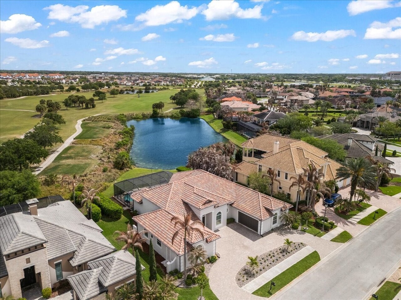 2819 Wyndham Way
