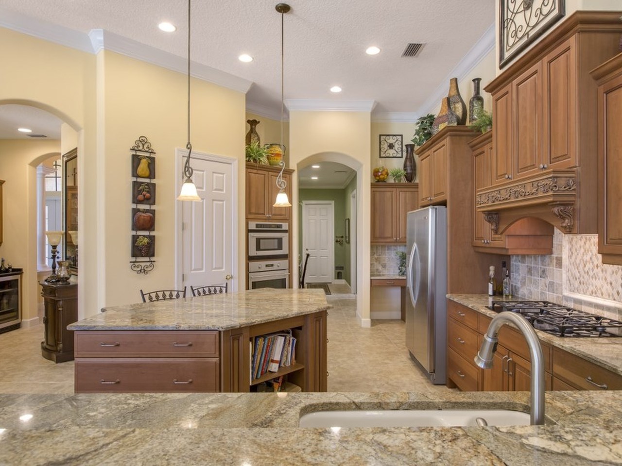 2832 Bellwind Circle