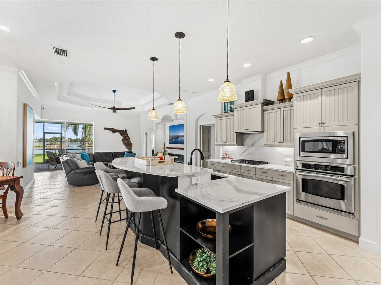 2843 Bellwind Circle
