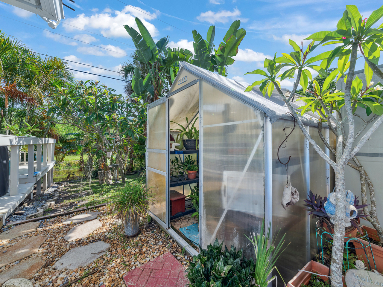 2975 Matthew Drive