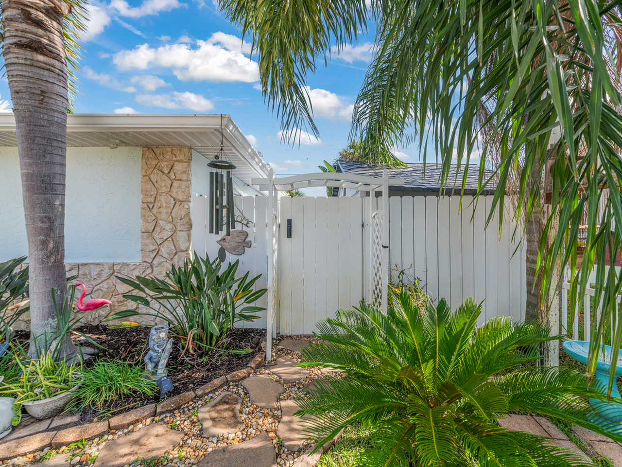 2975 Matthew Drive