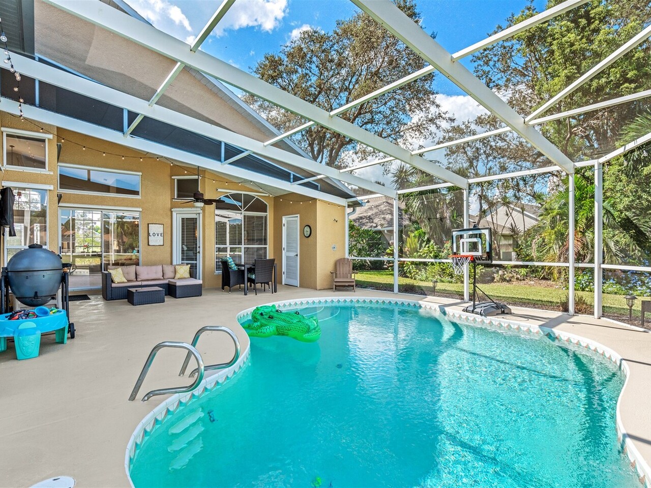 303 Lake Victoria Circle
