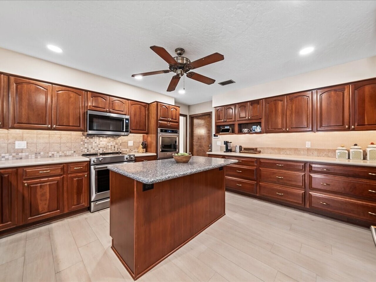 3071 Rio Palma N