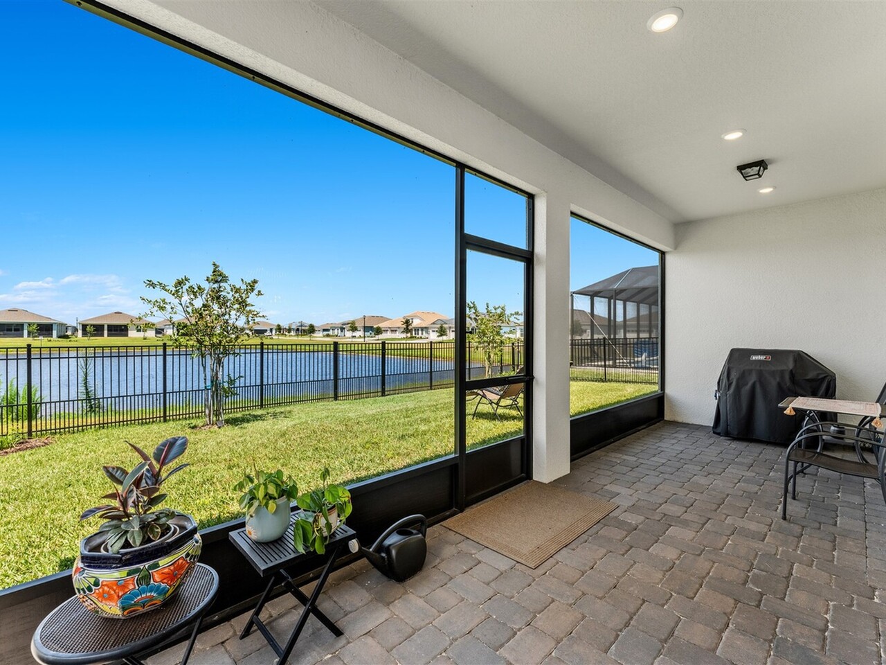 3582 Coastline Lane