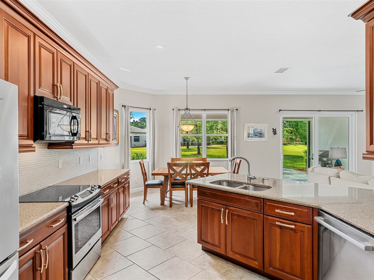 366 Gardendale Cir. SE