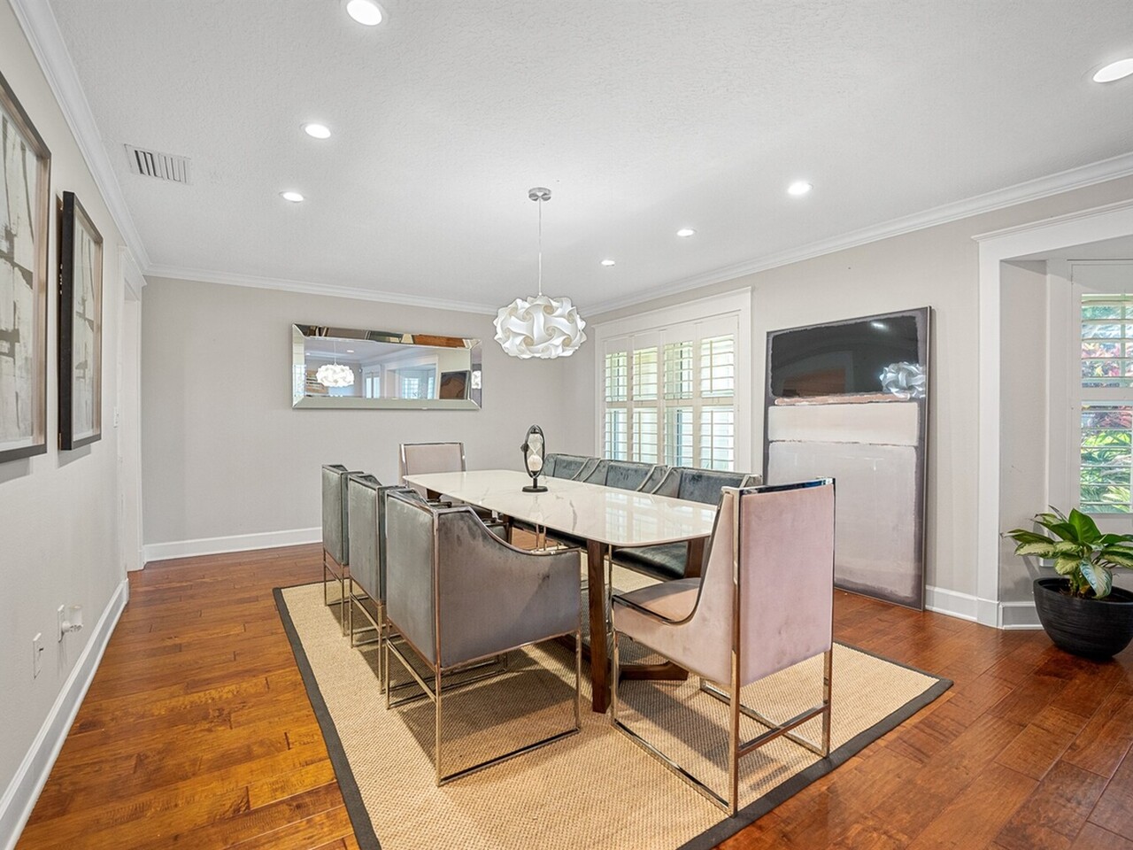 437 River View Lane