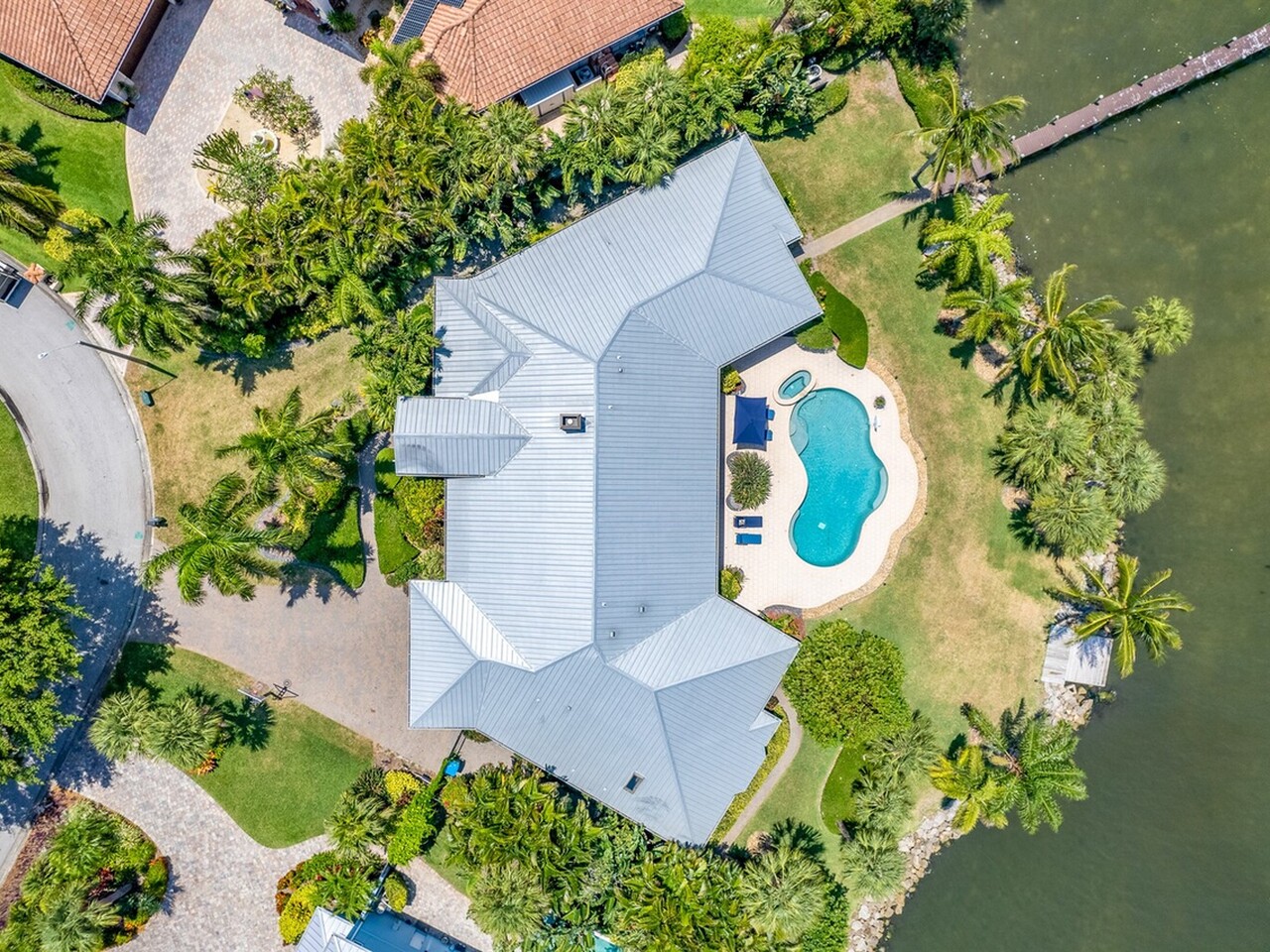 437 River View Lane