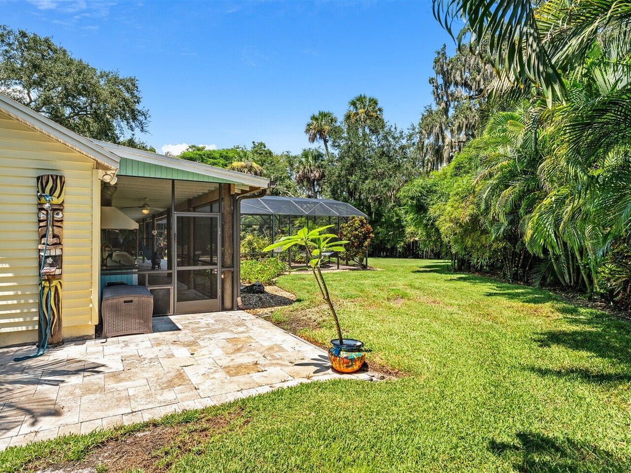 54 Ridge Court