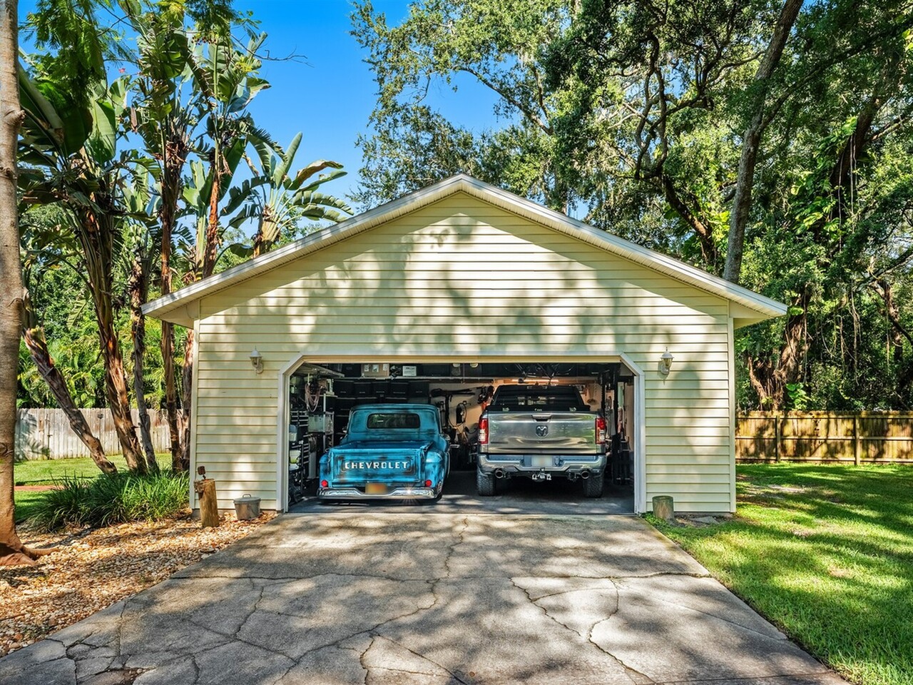 54 Ridge Court