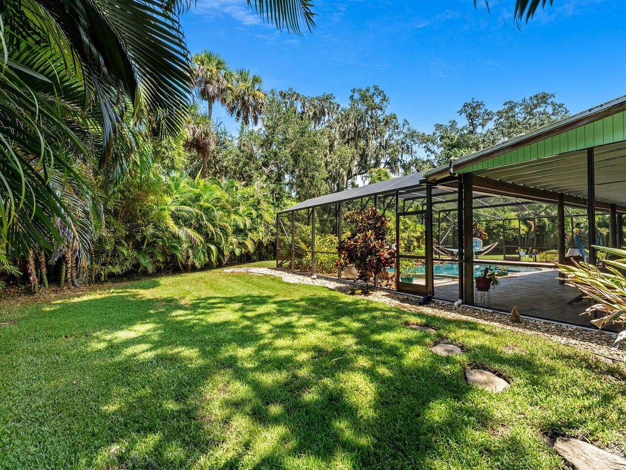 54 Ridge Court
