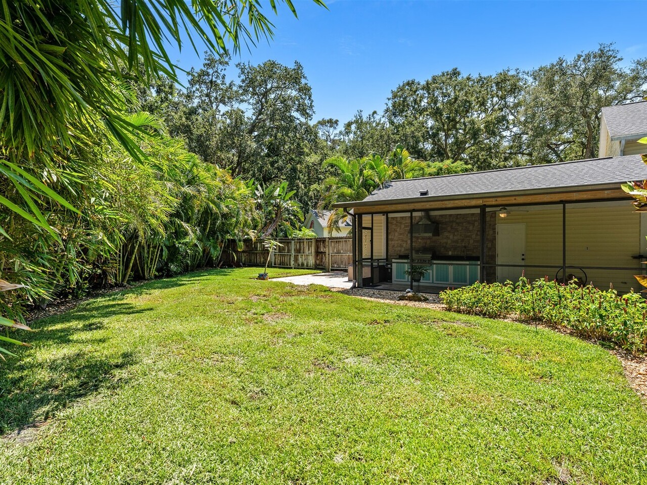 54 Ridge Court