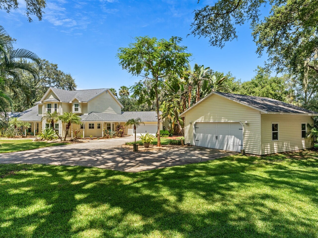 54 Ridge Court
