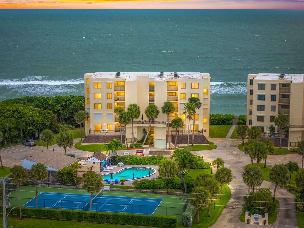 6305 S Highway A1A 162