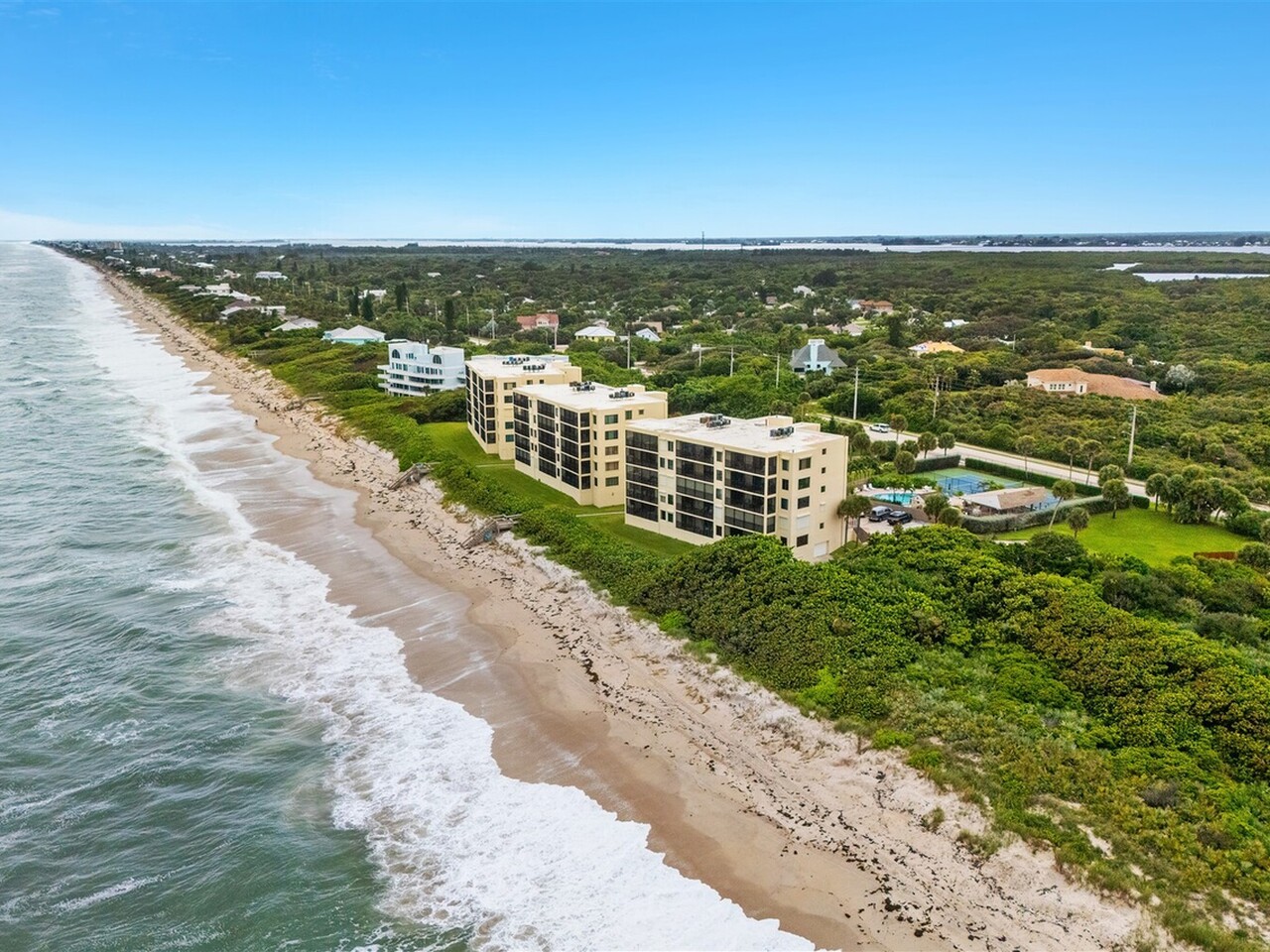 6305 S Highway A1A 162