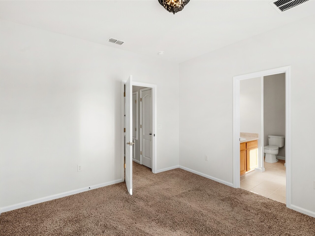 737 Ventura Drive