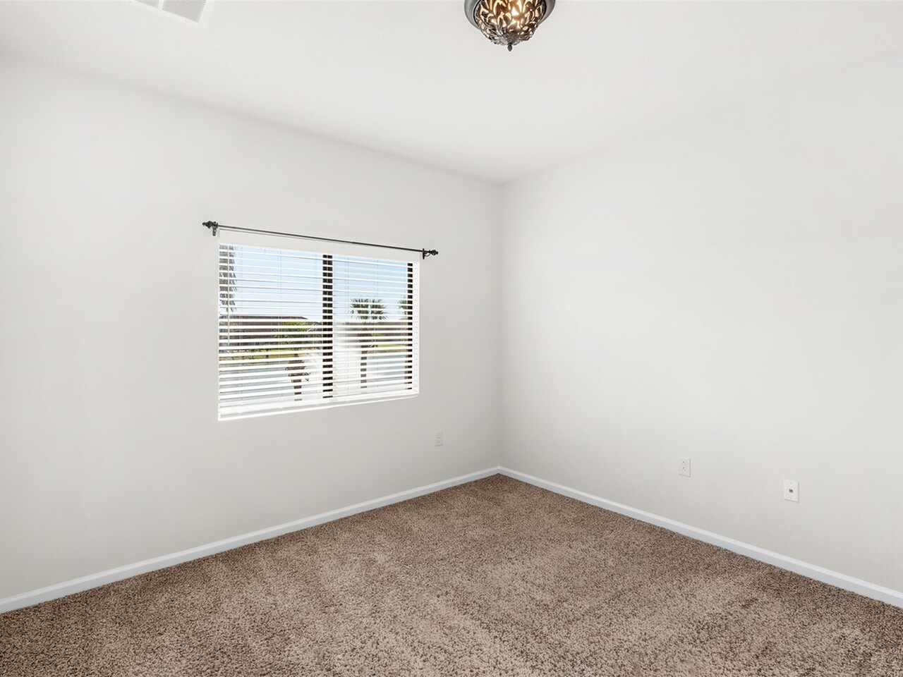 737 Ventura Drive