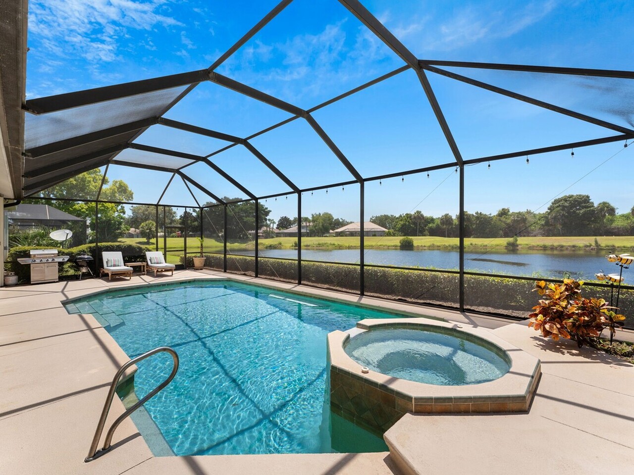 7987 Bradwick Way