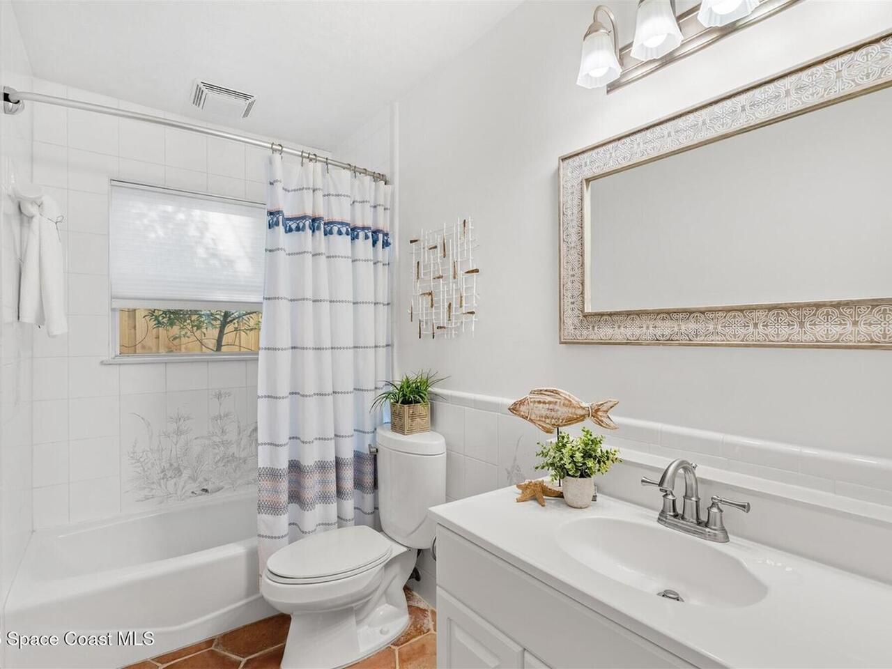 801 Grandview Dr.