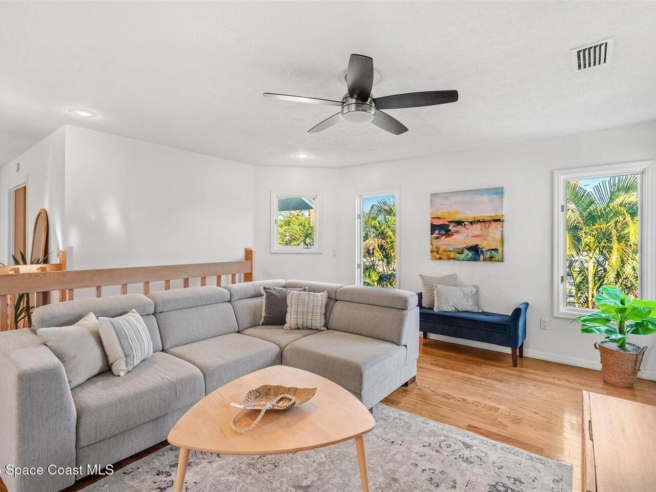 801 Grandview Dr.