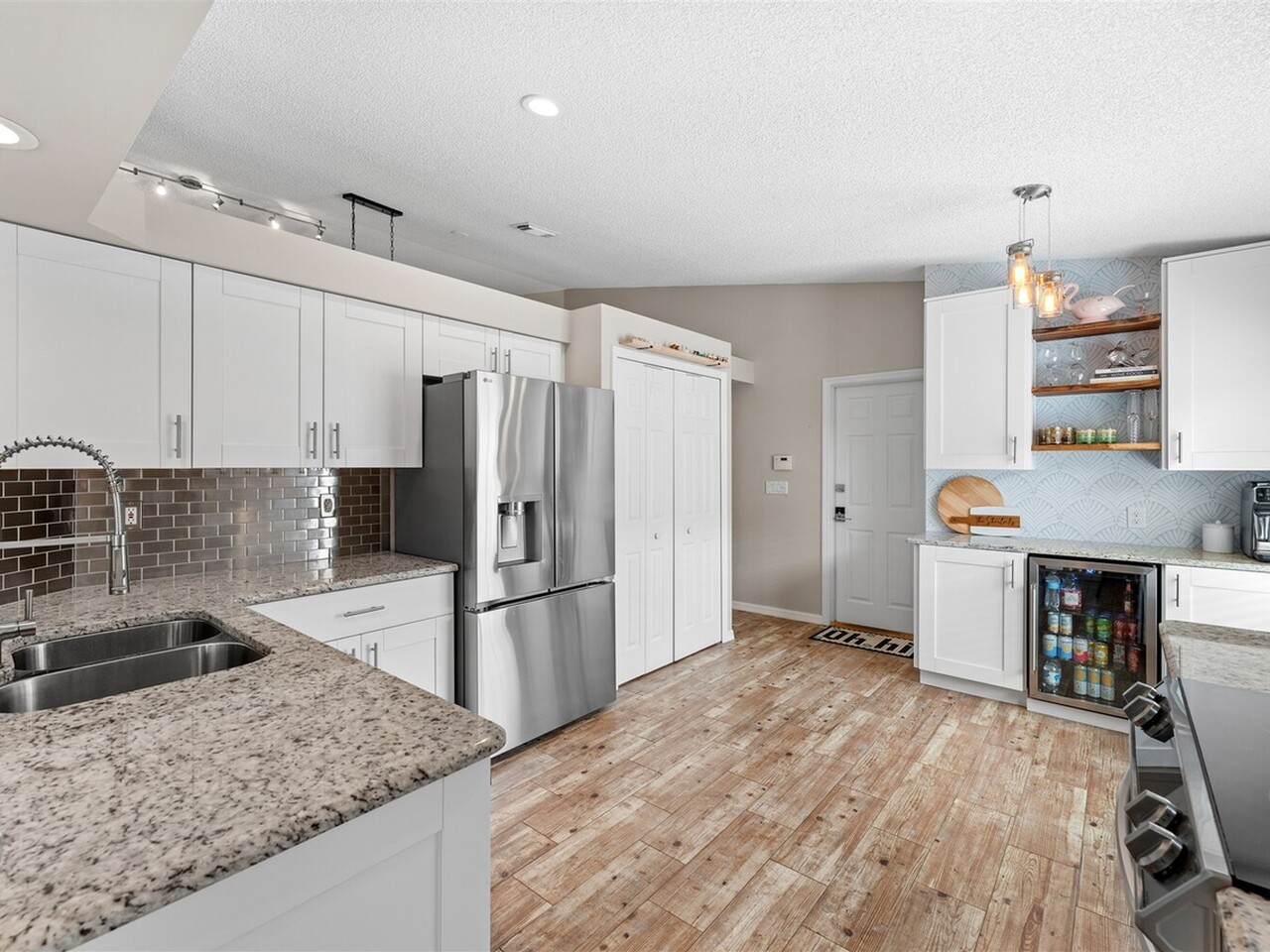 8016 Bracken Lane