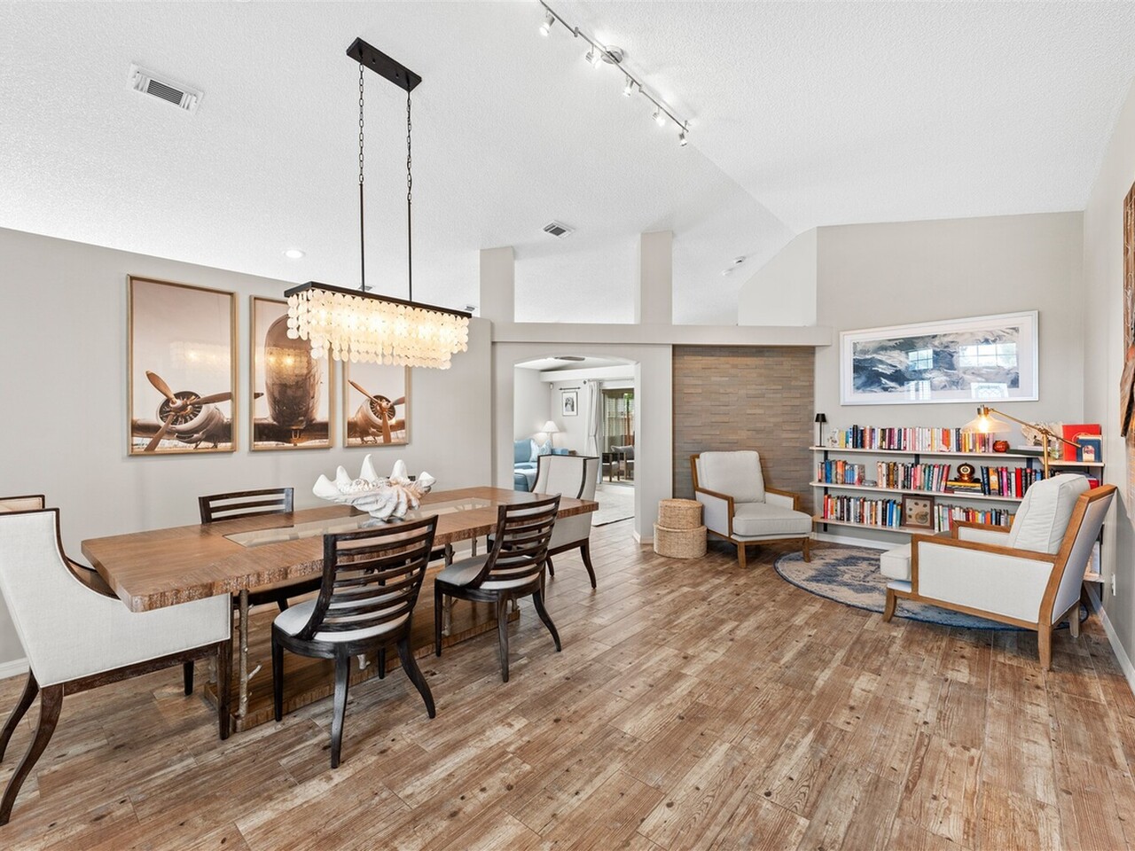 8016 Bracken Lane