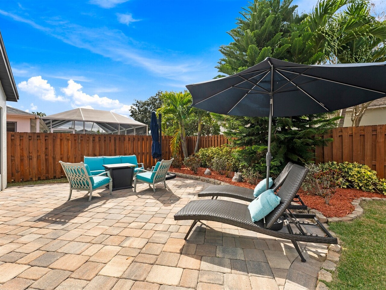 8016 Bracken Lane