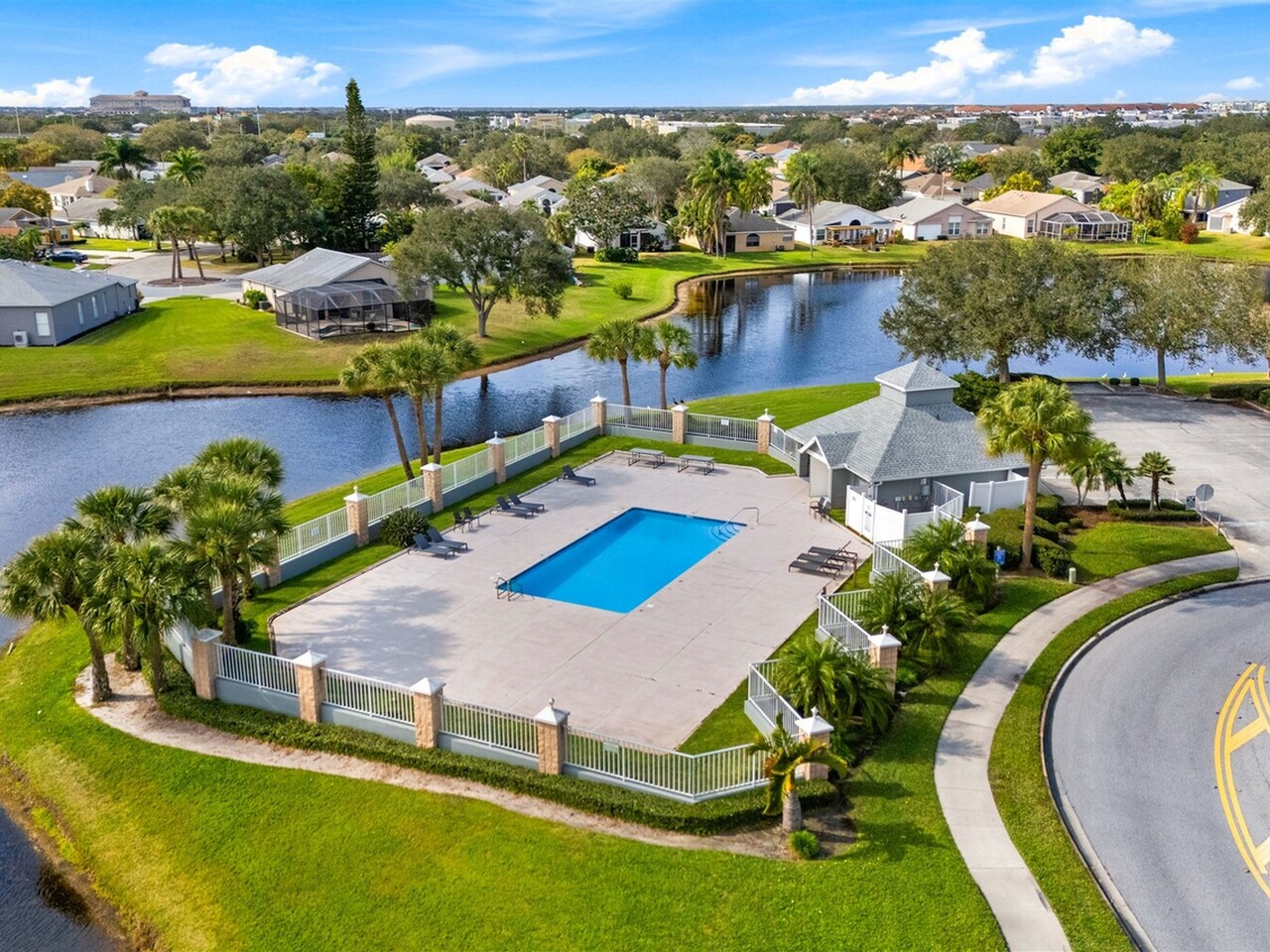 8016 Bracken Lane