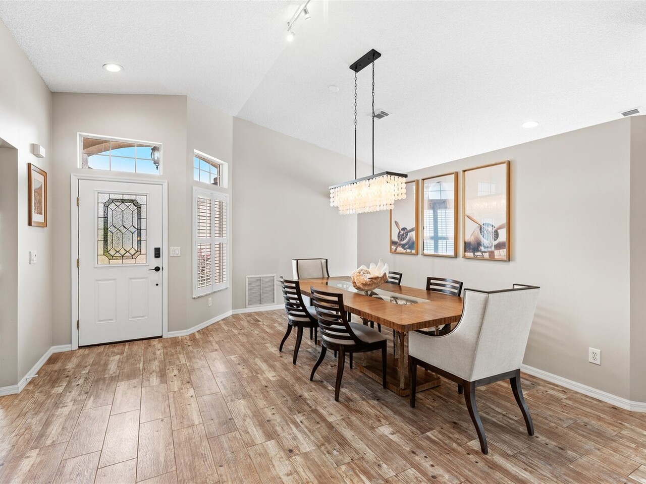8016 Bracken Lane