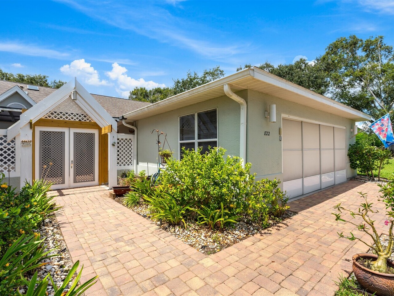 822 Oakwood Drive