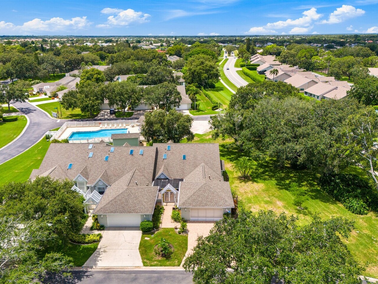 822 Oakwood Drive