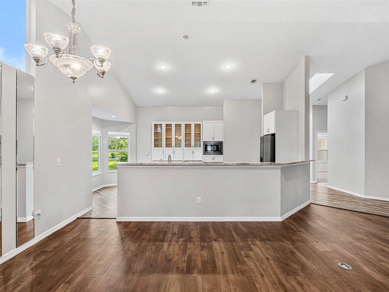 822 Oakwood Drive