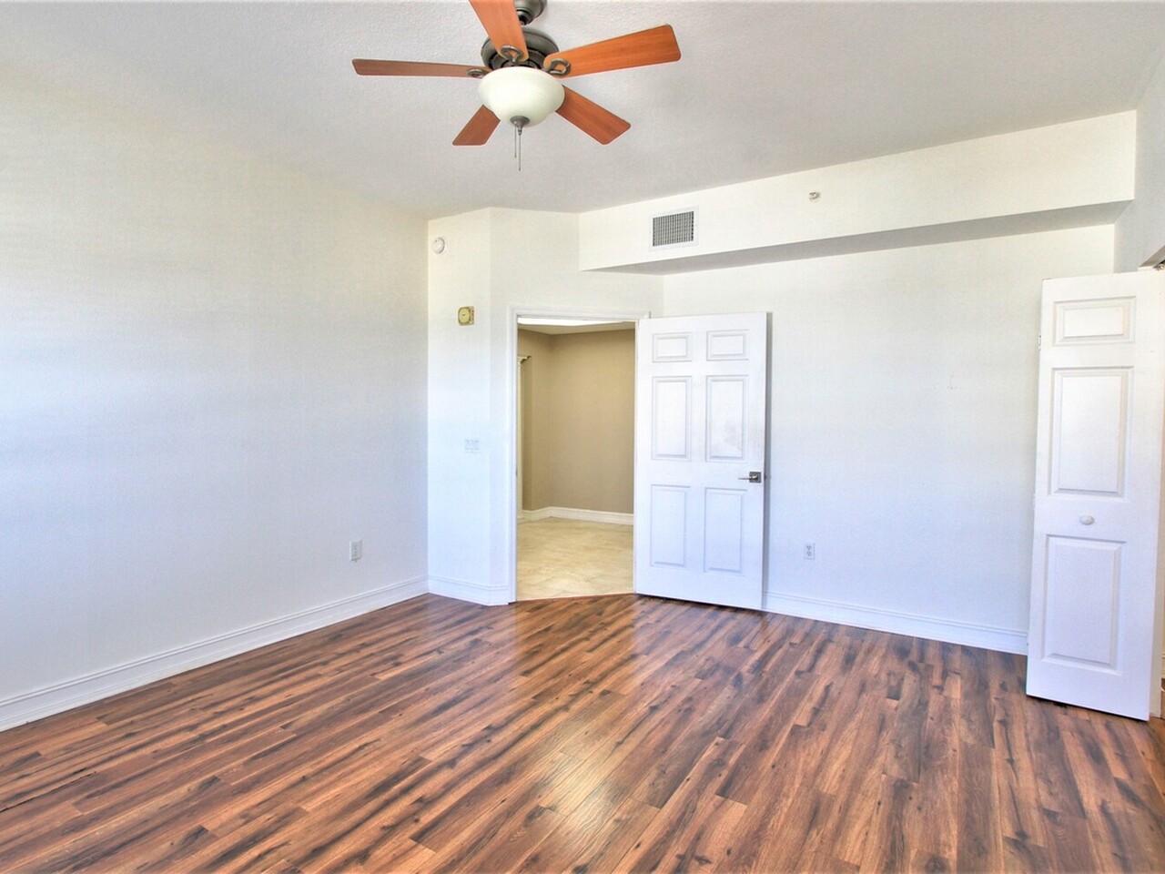 93 Delannoy Ave. #801