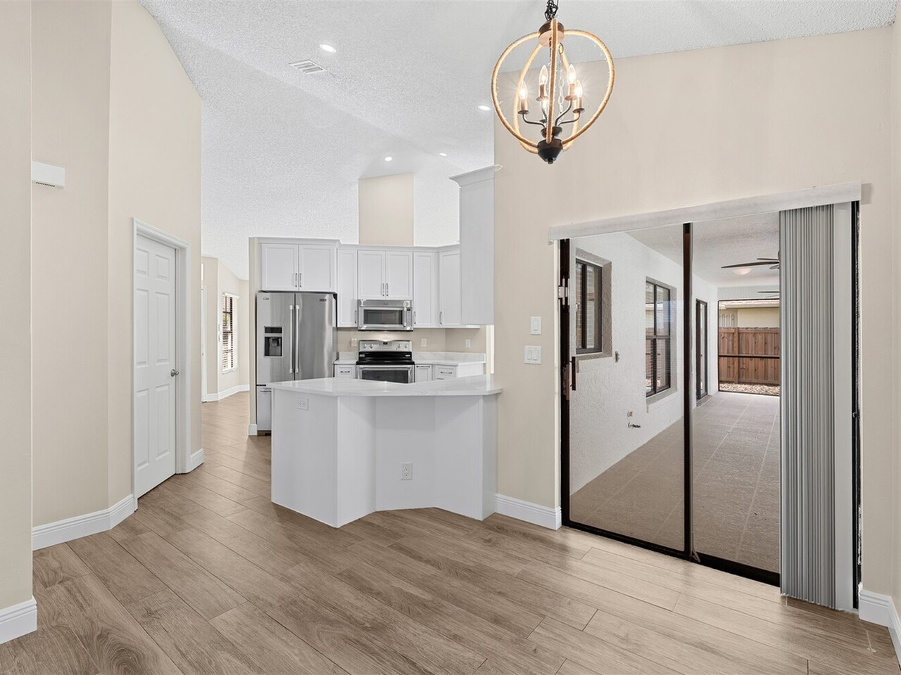 967 Pelican Lane